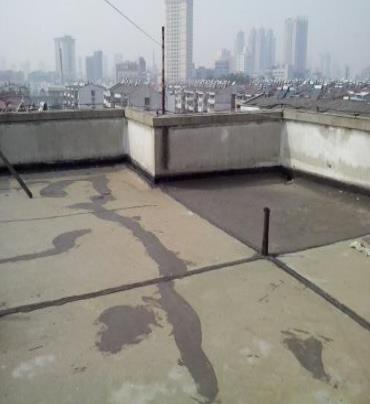漳浦漏水维修 楼顶漏水是什么原因，楼顶漏水维修方法是什么?